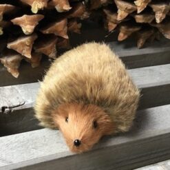 Alternative view of Dekorativt stort pindsvin