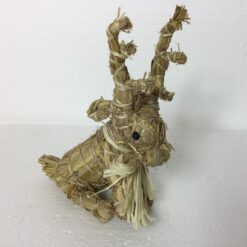 Siddende mini halm dådyr