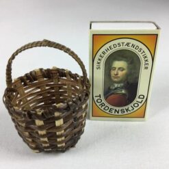 Alternative view of Flettet lille kurv Ø 5,5cm