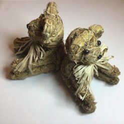 Alternative view of Dekorativ halmbamse med sløjfe