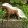 Hest i brun farve