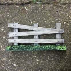 Mini hegn med græsbund