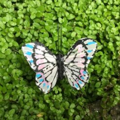 Alternative view of Lille lys pastelfarvet sommerfugl