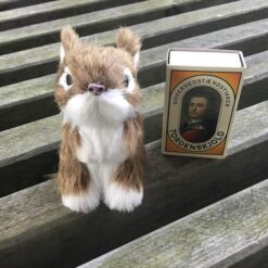 Alternative view of Lille kanin i brun