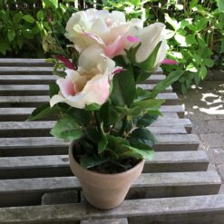 Alternative view of Kunstig rose i lerpotte