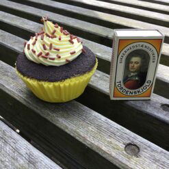 Alternative view of Cupcakes med gul topping