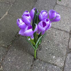 Alternative view of Dekorativ lilla krokus buket