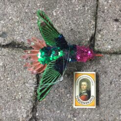 Alternative view of Kunstig lyseblå kolibri fugl