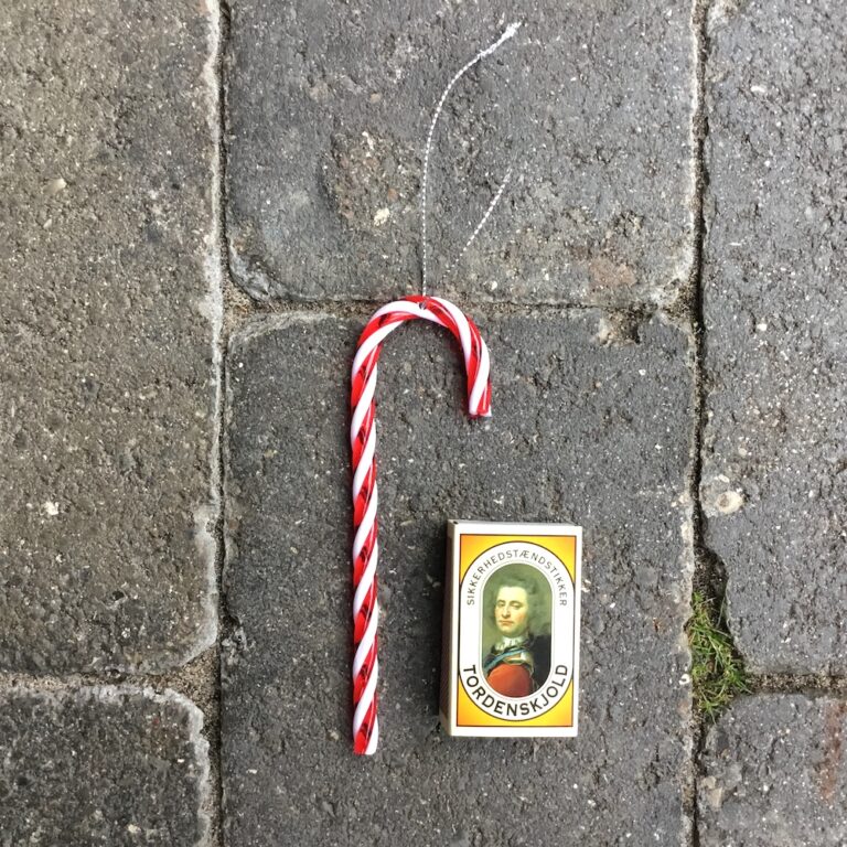 Dekorativ slikstok til ophæng - Kreativ pynt i julenDekolagersalg