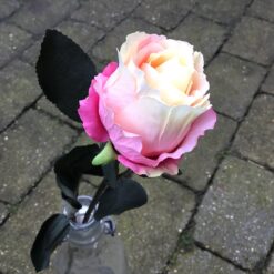 Kunstig naturtro flerfarvet rose