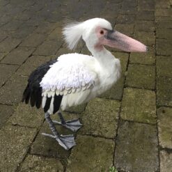 Stor dekorativ kunstig Pelikan