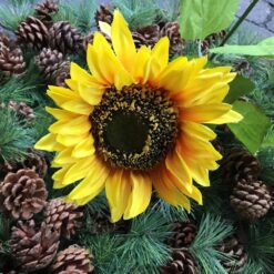 Høj gul solsikke gren