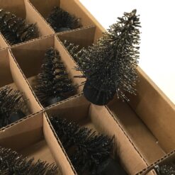 12.stk sorte mini juletræer