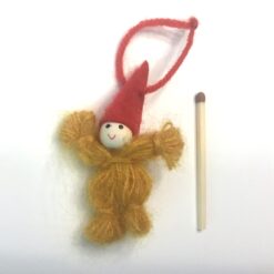 Alternative view of Gul garnnisse med nissehue