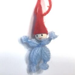 Lyseblå garnnisse med nissehue