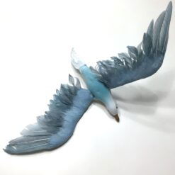 Hvid og blålig måge