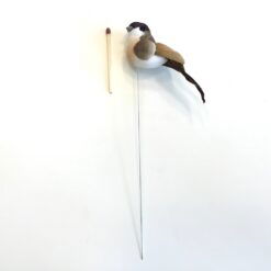 Alternative view of Fugl på trådpind i brune farver