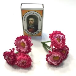 Alternative view of Små pink blomster buketter