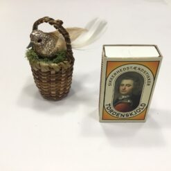Alternative view of Lille kurv med fugl