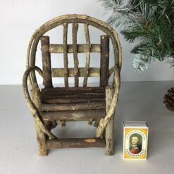 Alternative view of Buttet stol i naturgren