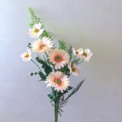 Kunstig håndbundet buket med gerbera